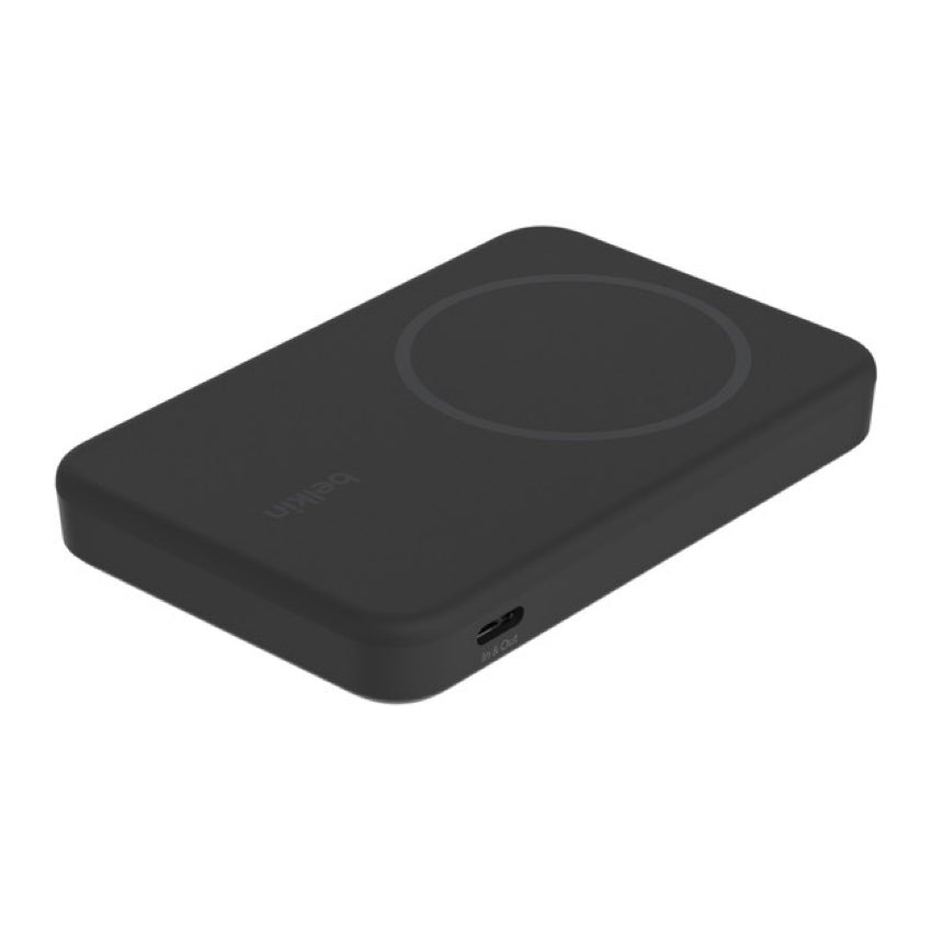 แบตเตอรี่สำรองพกพา BoostCharge Magnetic Qi2 15 วัตต์ พร้อมขาตั้งในตัว ความจุ 5000 mAh สี Black จากแบรนด์ BELKIN