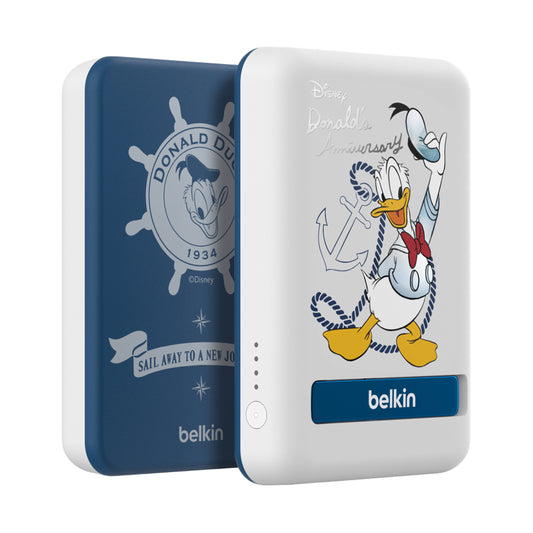 แบตเตอรี่สำรองพกพา Boost Charge 7.5 วัตต์ ความจุ 5,000 mAh พร้อมขาตั้งในตัว ลาย Donald Duck จากแบรนด์ BELKIN