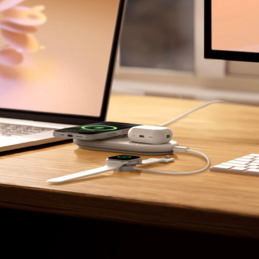 แท่นชาร์จไร้สาย Boost Charge Qi2 15 วัตต์ พร้อมพอร์ต USB-C สี White