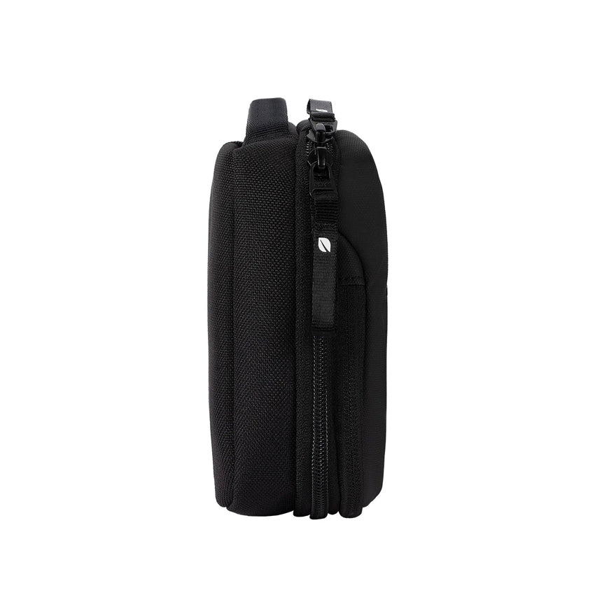 กระเป๋า Incase A.R.C. Accessory Organizer สี Black