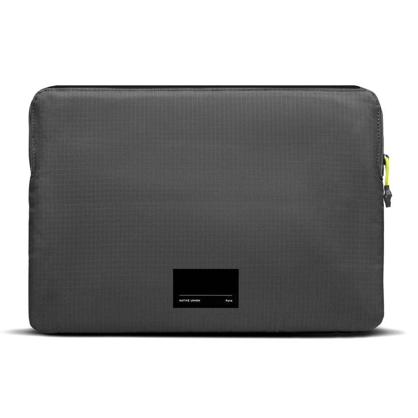 Native Union Ultralight Sleeve for MacBook 16 inch-Black