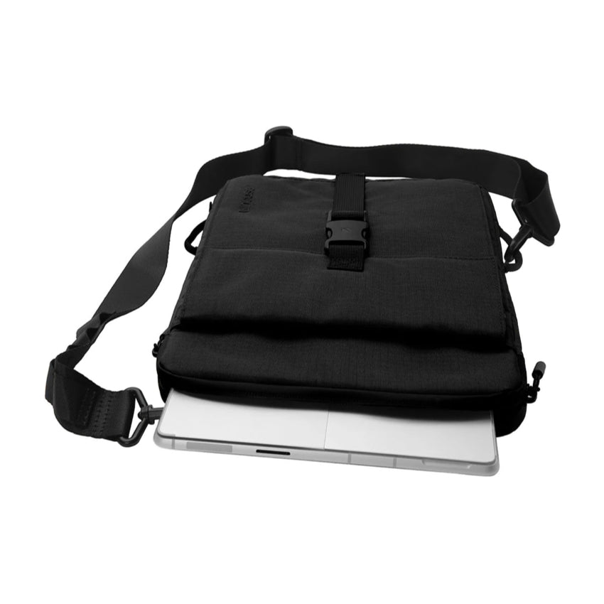 Incase Transfer Sleeve for 14-inch Laptop - Black